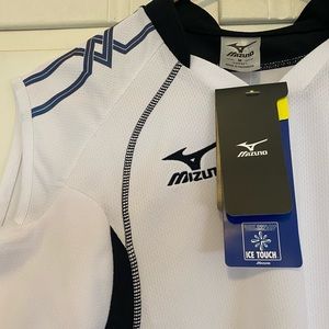 Mizuno women’s top/tank